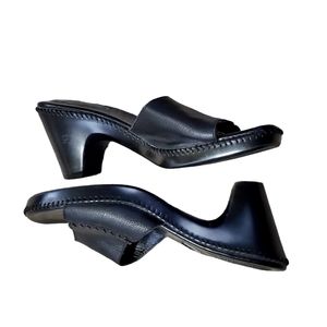 Naturalizer Black leather open toe slip on heels. Nice pre owned condition.
